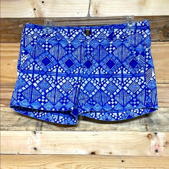 American Eagle Outfitters size 6 Midi Chino Mid-rise Blue &White Geometric Short - Picture 1 of 12